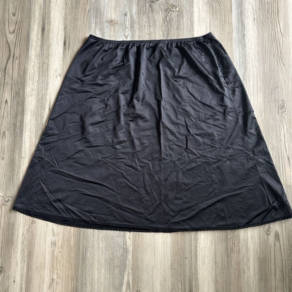 Vintage Made In USA Vanity Fair Black Slip Size X Large
